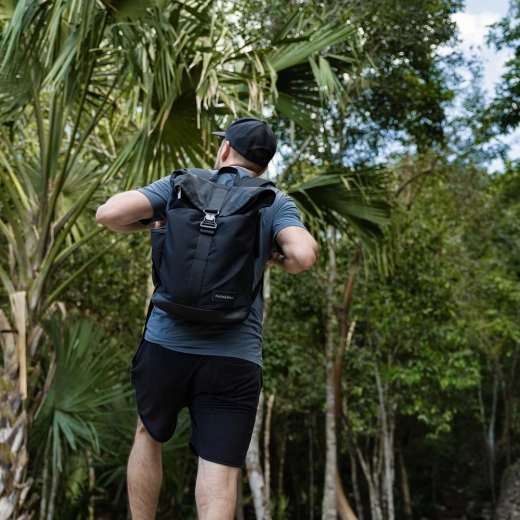 Fermeture roulée sécurisée avec boucle FIDLOCK