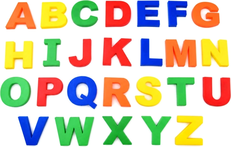 Lettres majuscules et minuscules colorées