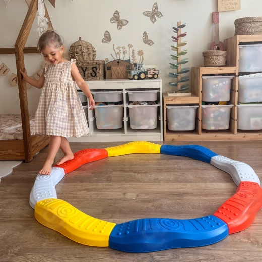 Surfaces sensorielles pour stimuler la plante des pieds