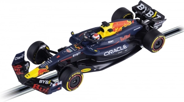 Voiture CARRERA Evolution Red Bull RB20 Max Verstappen 1:32