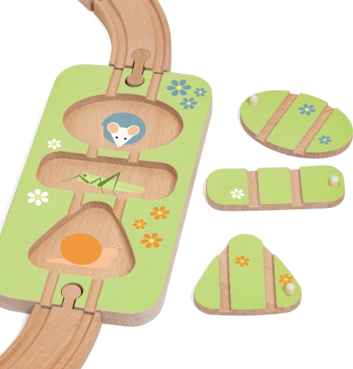 Jeu Montessori d’encastrement de formes