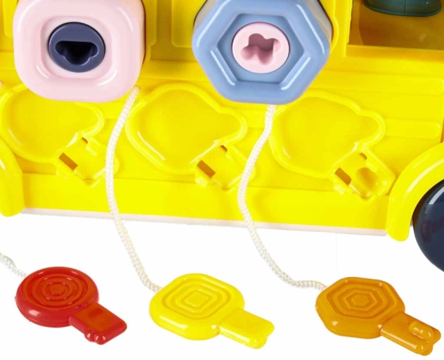 Serrures avec clés pour entraîner l’adresse