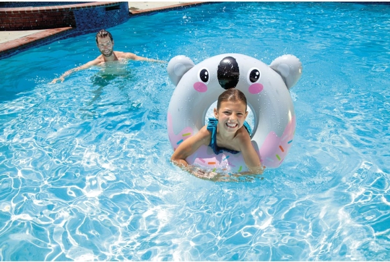 Prise en main confortable et stabilité dans l’eau