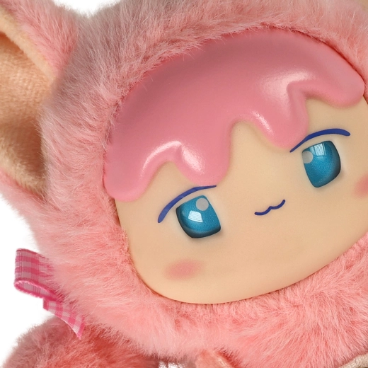 Une expression adorable grâce au petit visage en caoutchouc