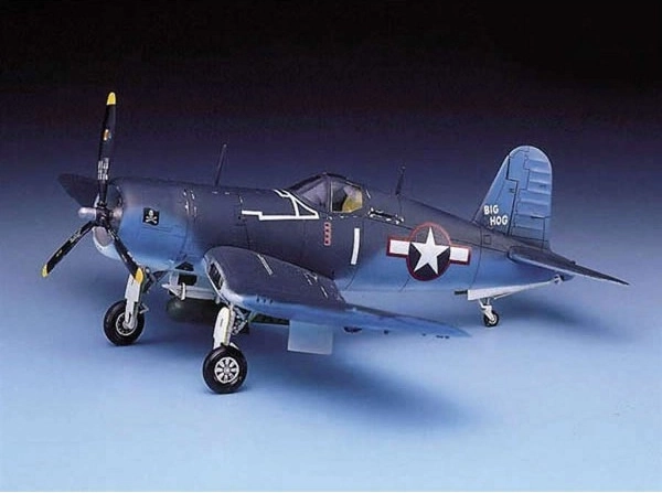 Maquette en plastique de l’avion F4U-1 Corsair 1:72