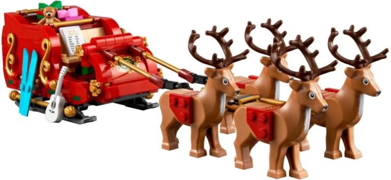 Traîneau rouge détaillé avec accents dorés