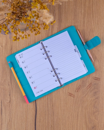 Mise en page hebdomadaire claire avec pages complémentaires