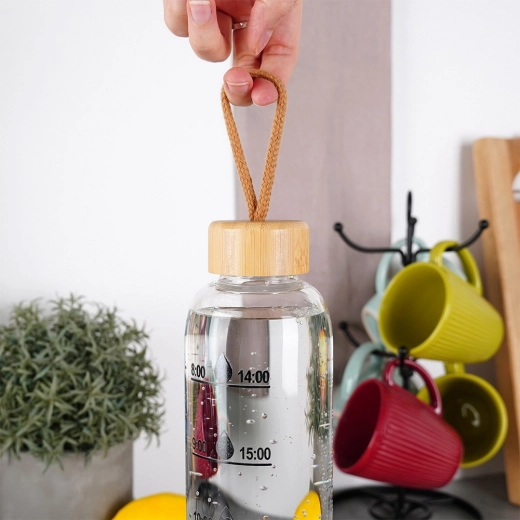 Lanière pratique et nettoyage facile