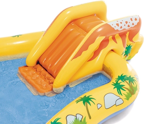 Toboggan avec arrivée sécurisée dans l’eau