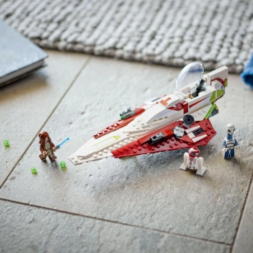 Cockpit ouvrant et éléments de jeu pleins d’action