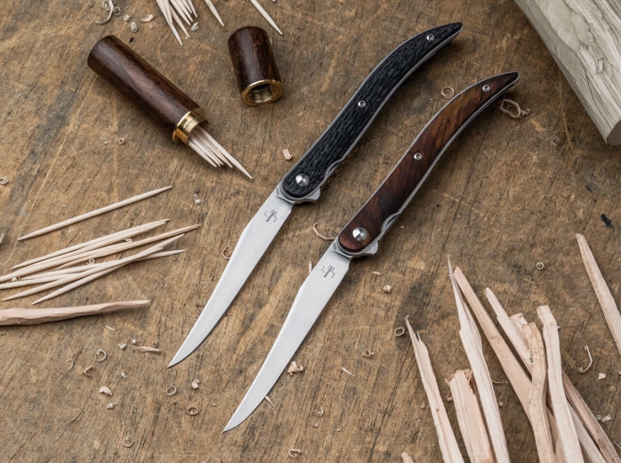 Manche ergonomique en G10 et clip de poche