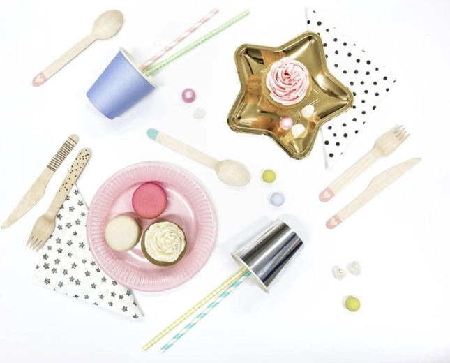 S’accorde parfaitement avec d’autres accessoires de fête