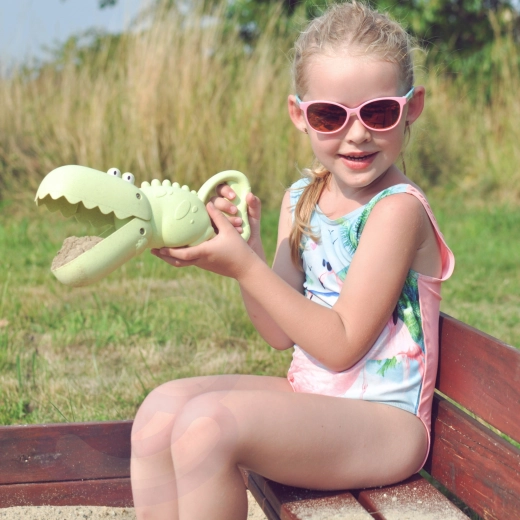 Amusement dans le sable et dans l’eau