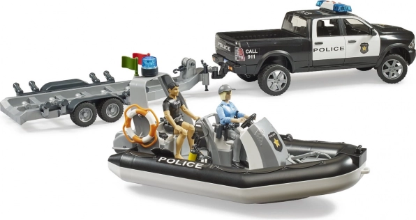Pick-up de police BRUDER RAM avec bateau et deux figurines