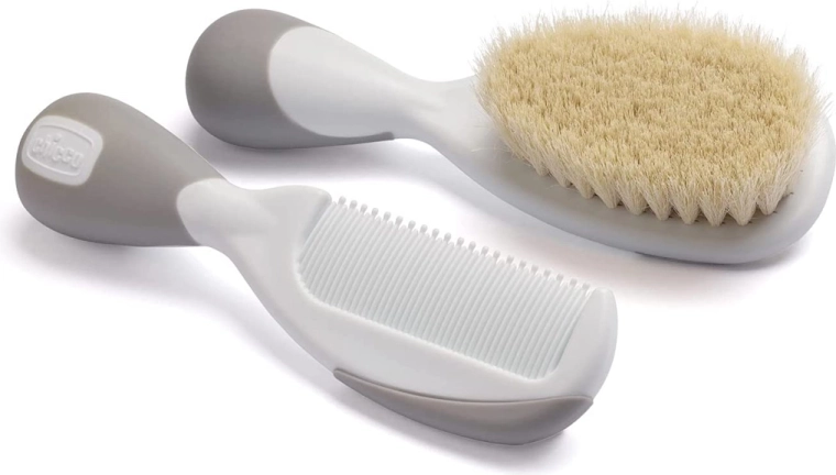 Brosse douce et peigne pour un soin délicat