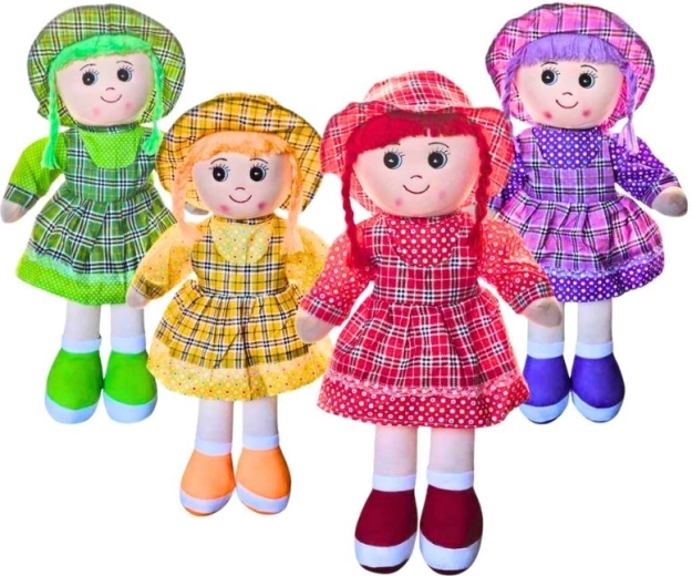 Poupée en tissu Miriam avec petit chapeau