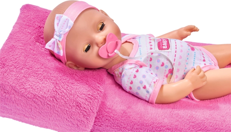 Paupières mobiles et finitions détaillées