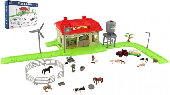 Ensemble de ferme à la maison avec des animaux et un tracteur