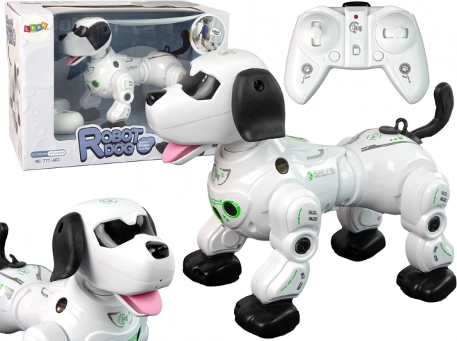 Chien robot interactif télécommandé