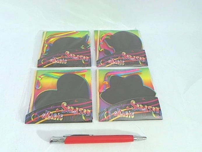 Bloc de cartes à gratter avec effet arc-en-ciel – cartes noires (6 pcs)