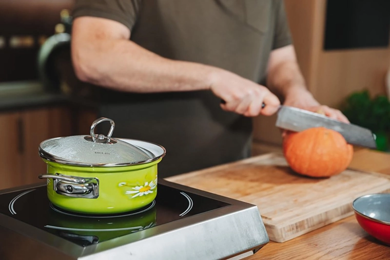 Compatible induction et lavable au lave-vaisselle