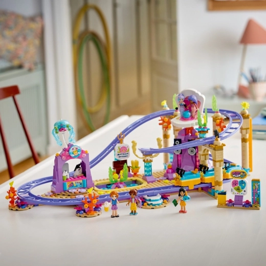 Plein d’accessoires pour jouer comme dans un parc d’attractions