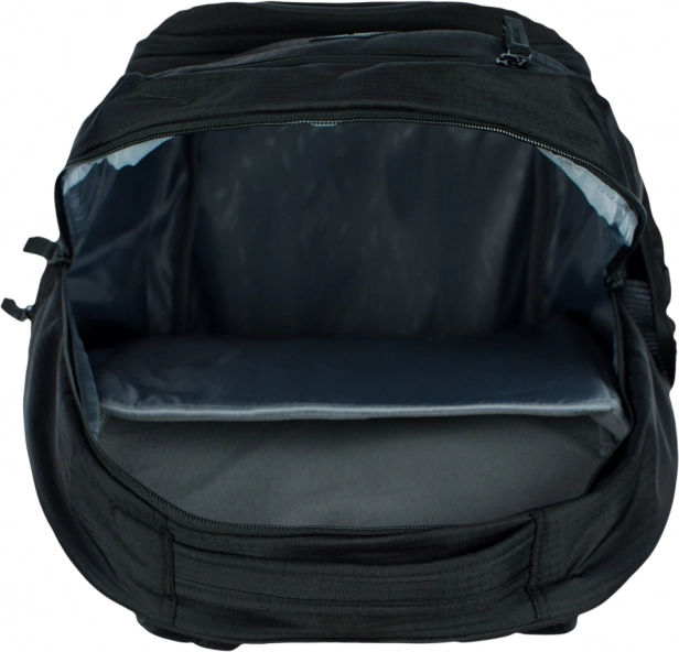 De la place pour les fournitures scolaires et l