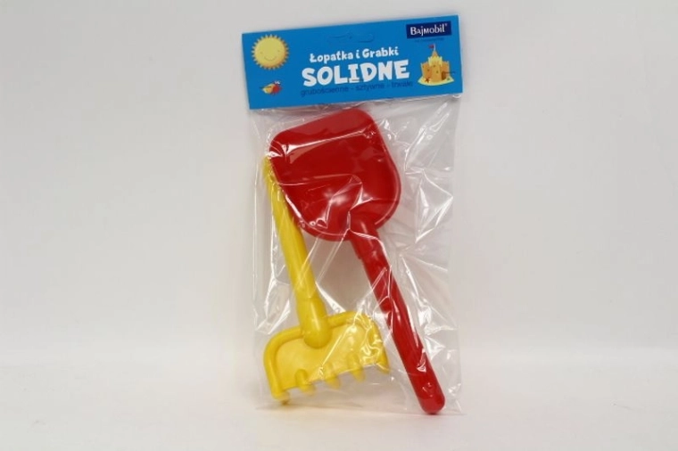 Pelle robuste et râteau pour le sable