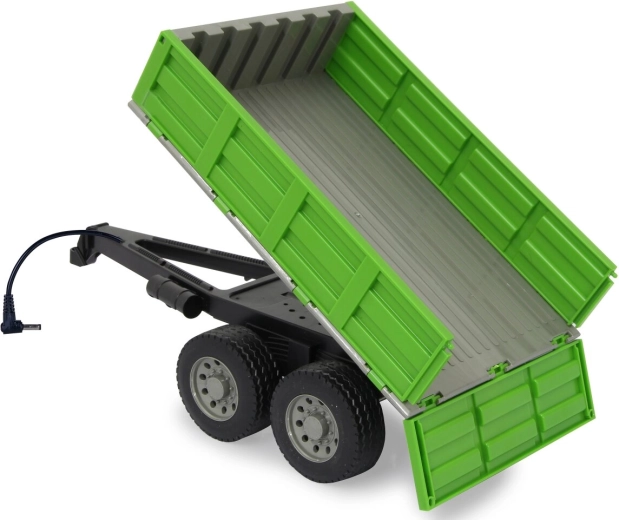 Benne basculante commandée par le tracteur RC