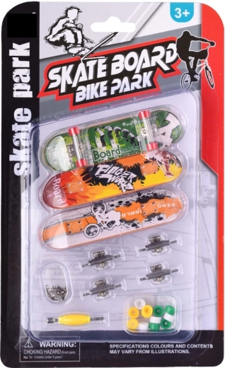 Skatepark : set de 3 fingerboards avec accessoires