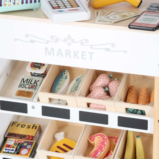 Accessoires riches et caisses de rangement pour l’ordre