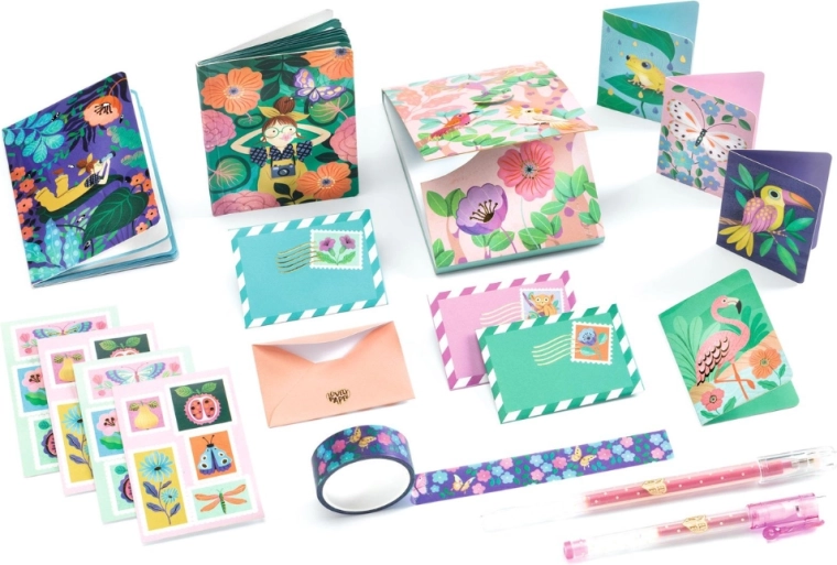 Set créatif avec illustrations