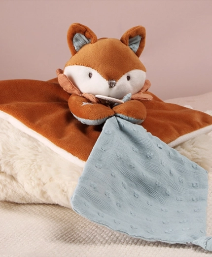 Doudou 2-en-1 : renard et couverture pour un sentiment de sécurité