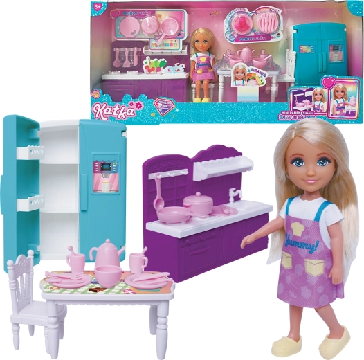 Poupée Katka avec set de cuisine