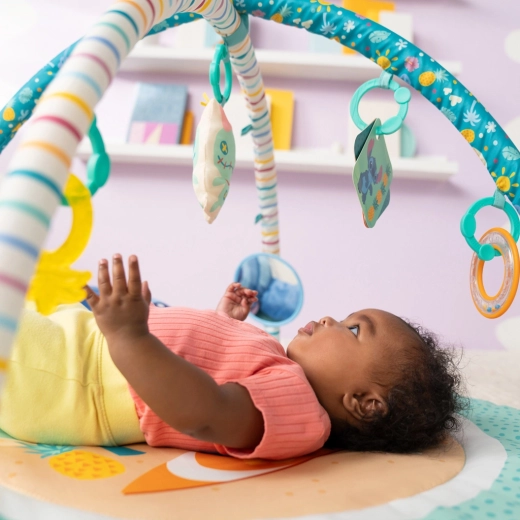 Trois façons de jouer dès la naissance