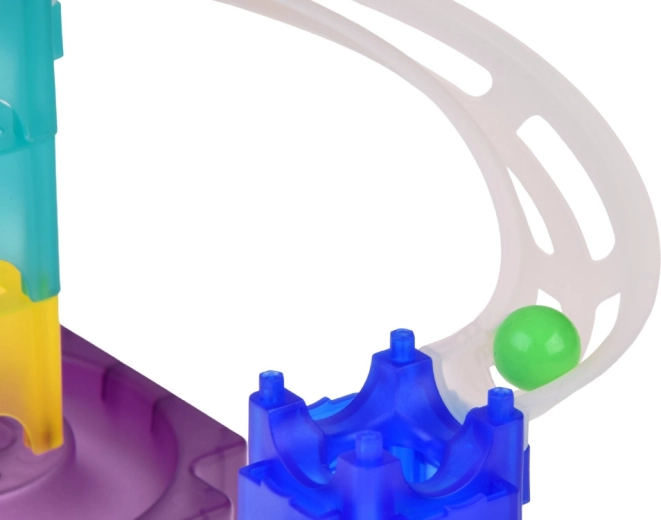 Pistes transparentes pour apprendre en jouant