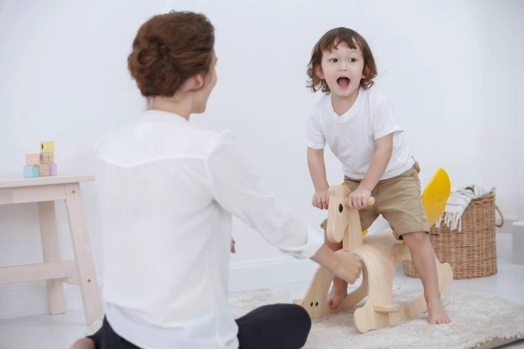 Un balancement qui plaît aux enfants