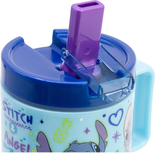 Couvercle étanche avec bec verseur