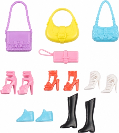 Riche ensemble de sacs à main et de chaussures pour de nouvelles tenues