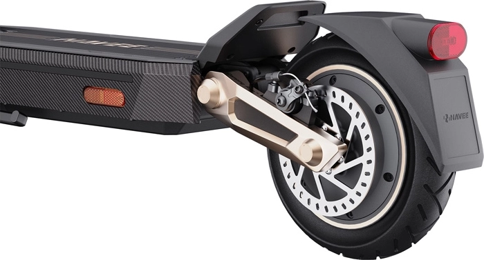 Freinage triple et TCS pour une distance d’arrêt réduite