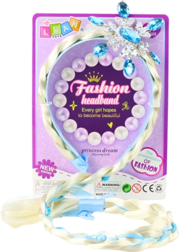 Longue tresse avec ruban bleu