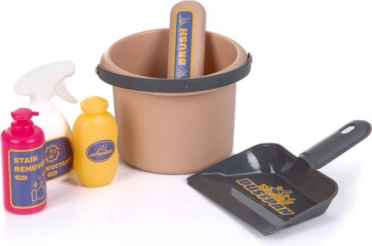 Jeu de ménage réaliste