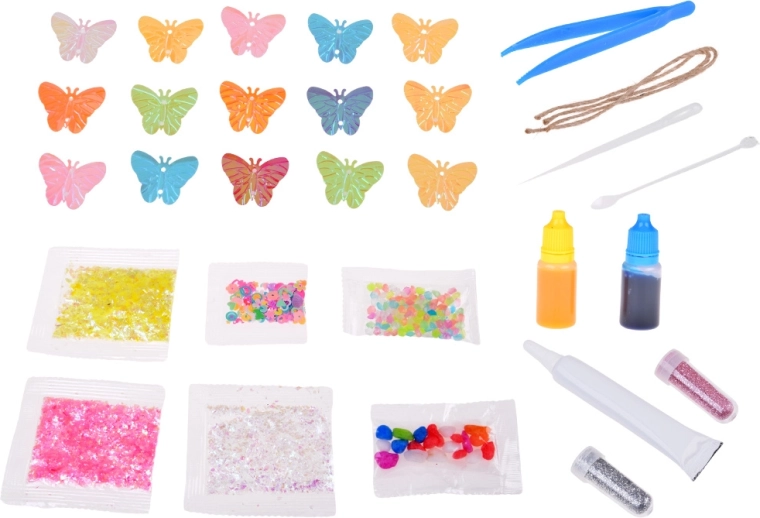 Paillettes, pigments et décors pour des combinaisons infinies