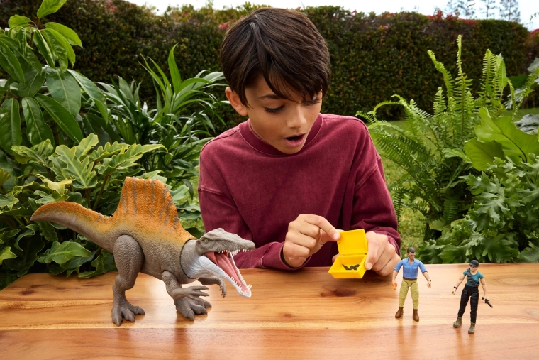 Stimule l’imagination et le jeu narratif