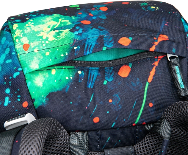 Organisation intérieure intelligente et poche isotherme