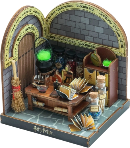 Mini diorama détaillé de la salle de potions