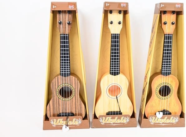 Guitare enfant en boîte