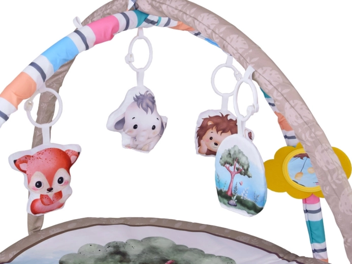 Arches souples avec jouets pour développer la coordination