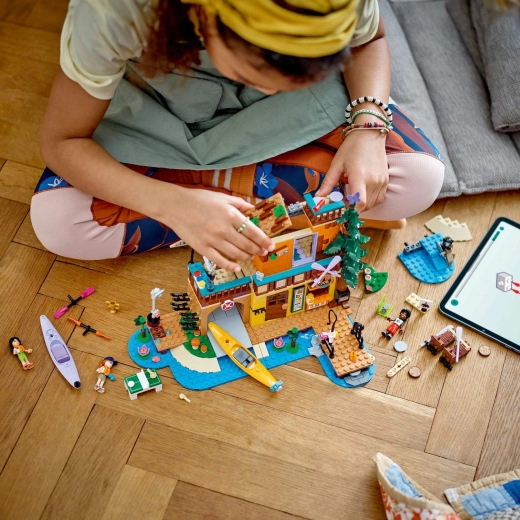 Construire et jouer avec LEGO Friends