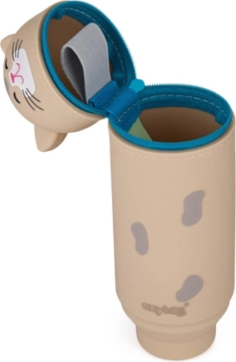 Agencement intérieur pratique et fermeture éclair sûre